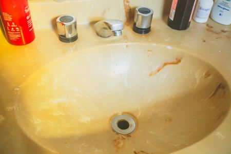 Casa à venda com 130m², 2 quartos e 2 vagas Casa à venda com 130m², 2 quartos e 2 vagasBanheiro Social