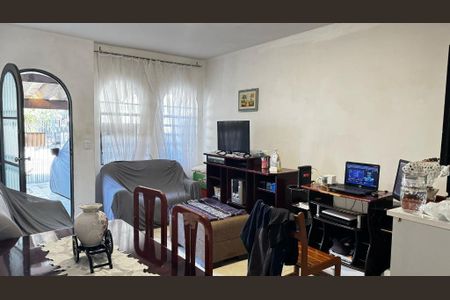 Casa à venda com 90m², 2 quartos e 1 vaga Casa à venda com 90m², 2 quartos e 1 vagaFoto 05