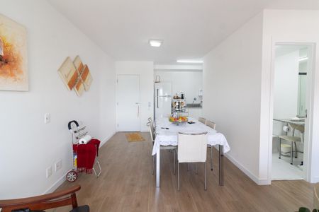 Apartamento para alugar com 69m², 2 quartos e 1 vaga Apartamento para alugar com 69m², 2 quartos e 1 vagaSala