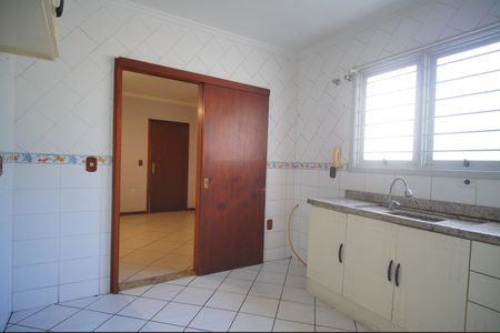 Casa para alugar com 206m², 4 quartos e 4 vagasCozinha