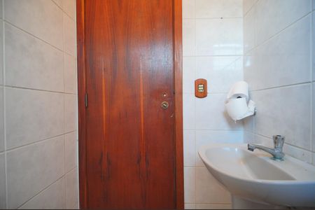 Casa para alugar com 206m², 4 quartos e 4 vagasBanheiro da Suíte 2