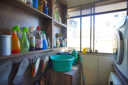 Apartamento à venda com 107m², 2 quartos e sem vagaÁrea de Serviço