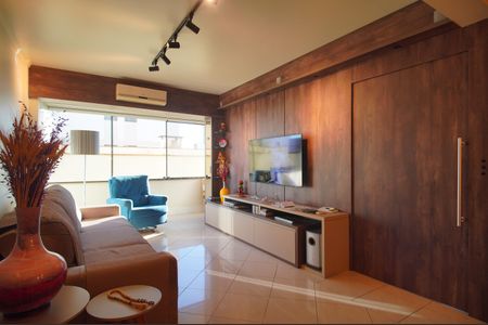 Apartamento à venda com 107m², 2 quartos e sem vagaSala