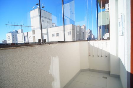 Apartamento à venda com 107m², 2 quartos e sem vagaVaranda da Suíte