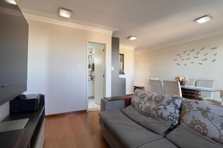 Apartamento à venda com 63m², 2 quartos e 1 vagaSala