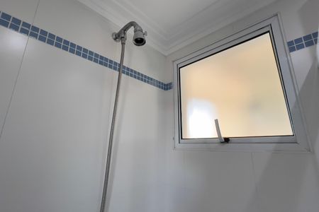 Apartamento à venda com 63m², 2 quartos e 1 vagaBanheiro Social