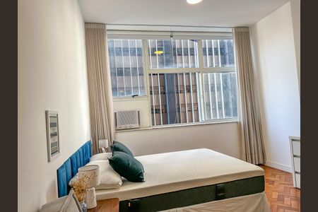 Apartamento para alugar com 32m², 1 quarto e sem vagaSala/Quarto