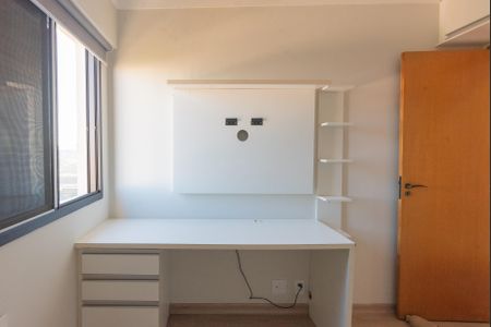 Apartamento para alugar com 82m², 3 quartos e 2 vagasQuarto 2