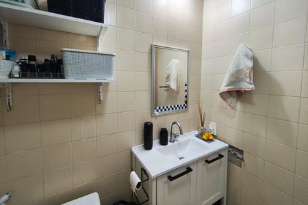 Apartamento à venda com 54m², 2 quartos e sem vaga Apartamento à venda com 54m², 2 quartos e sem vagaBanheiro