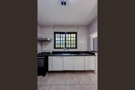 Casa para alugar com 80m², 2 quartos e 1 vagaCozinha