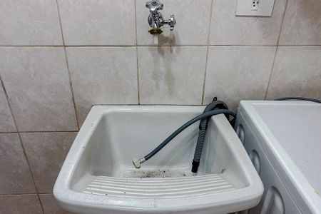 Casa para alugar com 80m², 2 quartos e 1 vagaÁrea de Serviço