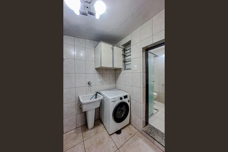 Casa para alugar com 80m², 2 quartos e 1 vagaÁrea de Serviço