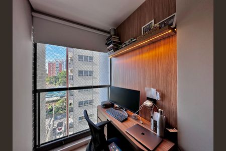 Apartamento à venda com 141m², 3 quartos e 2 vagasSuíte 1