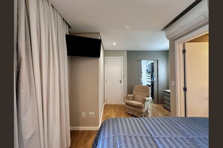 Apartamento à venda com 141m², 3 quartos e 2 vagasSuíte 1