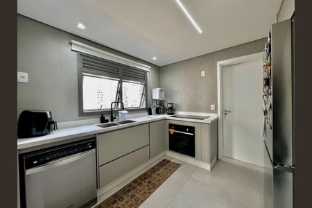 Apartamento à venda com 141m², 3 quartos e 2 vagasCozinha