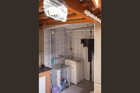 Casa à venda com 134m², 3 quartos e 2 vagas Casa à venda com 134m², 3 quartos e 2 vagasÁrea de Serviço