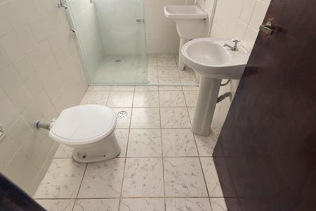 Studio para alugar com 32m², 1 quarto e sem vaga Studio para alugar com 32m², 1 quarto e sem vagaBanheiro