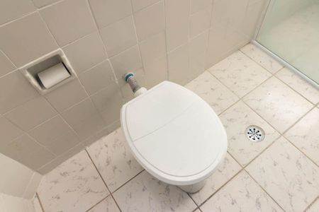 Studio para alugar com 32m², 1 quarto e sem vaga Studio para alugar com 32m², 1 quarto e sem vagaBanheiro