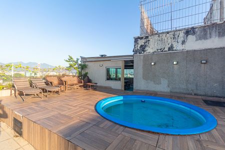 Apartamento para alugar com 450m², 4 quartos e 2 vagas Apartamento para alugar com 450m², 4 quartos e 2 vagasTerraço