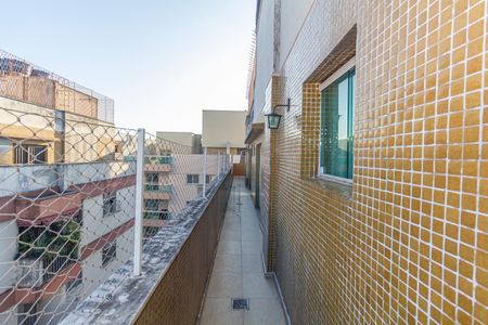 Apartamento para alugar com 450m², 4 quartos e 2 vagas Apartamento para alugar com 450m², 4 quartos e 2 vagasTerraço