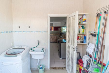 Apartamento para alugar com 450m², 4 quartos e 2 vagas Apartamento para alugar com 450m², 4 quartos e 2 vagasÁrea de Serviço