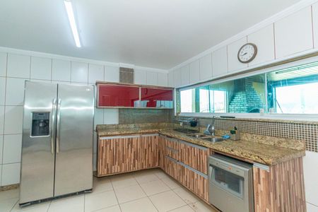 Apartamento para alugar com 450m², 4 quartos e 2 vagas Apartamento para alugar com 450m², 4 quartos e 2 vagasCozinha