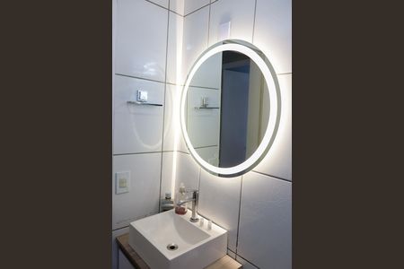 Apartamento para alugar com 60m², 2 quartos e 1 vaga Apartamento para alugar com 60m², 2 quartos e 1 vagaBanheiro