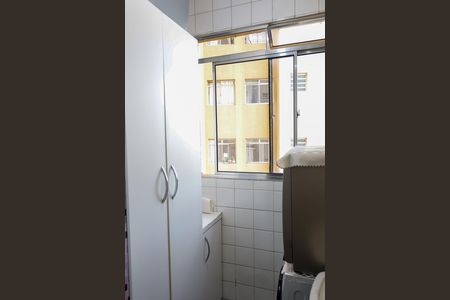 Apartamento para alugar com 60m², 2 quartos e 1 vaga Apartamento para alugar com 60m², 2 quartos e 1 vagaLavanderia