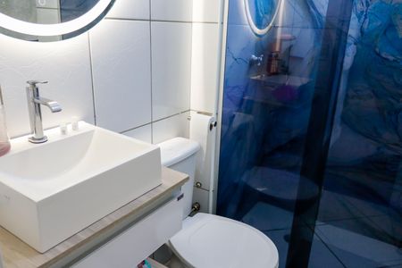 Apartamento para alugar com 60m², 2 quartos e 1 vaga Apartamento para alugar com 60m², 2 quartos e 1 vagaBanheiro