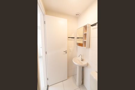 Apartamento à venda com 33m², 2 quartos e sem vagaBanheiro