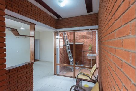 Casa à venda com 142m², 3 quartos e 5 vagasÁrea de Luz