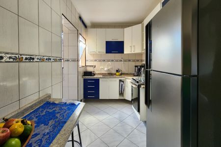 Apartamento à venda com 101m², 3 quartos e 2 vagasCozinha