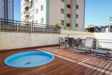 Apartamento à venda com 64m², 2 quartos e 1 vaga Apartamento à venda com 64m², 2 quartos e 1 vagaÁrea comum - Piscina