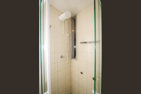 Apartamento à venda com 64m², 2 quartos e 1 vaga Apartamento à venda com 64m², 2 quartos e 1 vagaBanheiro da Suíte