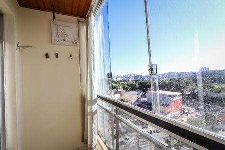 Apartamento à venda com 64m², 2 quartos e 1 vaga Apartamento à venda com 64m², 2 quartos e 1 vagaVaranda