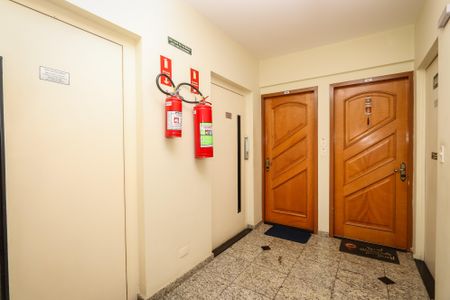 Apartamento à venda com 64m², 2 quartos e 1 vaga Apartamento à venda com 64m², 2 quartos e 1 vagaÁrea comum
