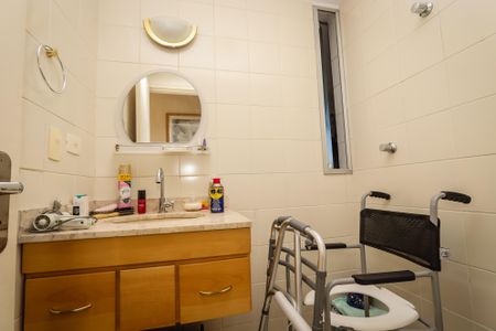 Apartamento à venda com 64m², 2 quartos e 1 vaga Apartamento à venda com 64m², 2 quartos e 1 vagaLavabo