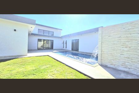 Casa de condomínio à venda com 280m², 4 quartos e 4 vagasÁrea comum - Piscina