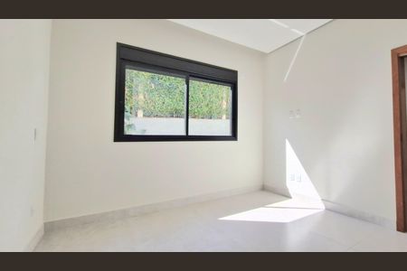 Casa de condomínio à venda com 280m², 4 quartos e 4 vagasQuarto 2