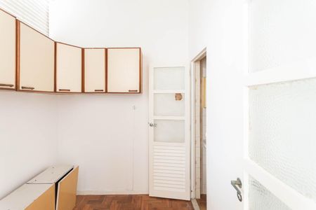 Apartamento à venda com 130m², 2 quartos e 1 vagaQuarto de Serviço