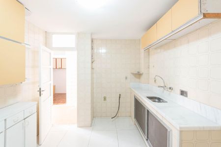 Apartamento à venda com 130m², 2 quartos e 1 vagaCozinha