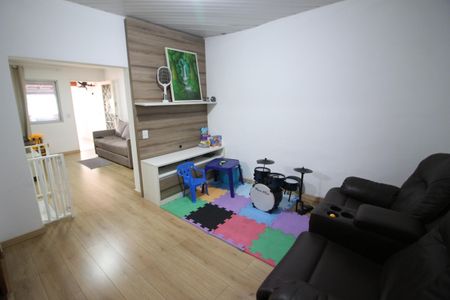 Casa à venda com 120m², 3 quartos e 2 vagasSala
