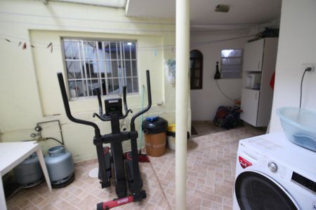 Casa à venda com 120m², 3 quartos e 2 vagasÁrea de Serviço 1