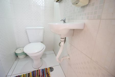 Casa à venda com 120m², 3 quartos e 2 vagasLavabo da Sala