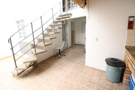 Casa à venda com 120m², 3 quartos e 2 vagasQuintal