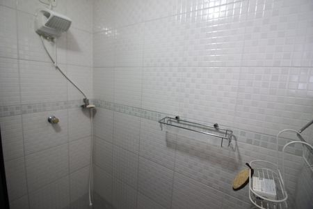 Casa à venda com 120m², 3 quartos e 2 vagasBanheiro da Suíte 1