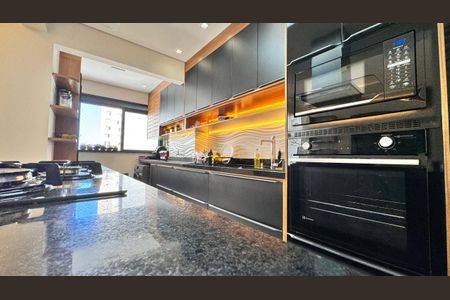 Apartamento à venda com 86m², 3 quartos e 2 vagasCozinha 