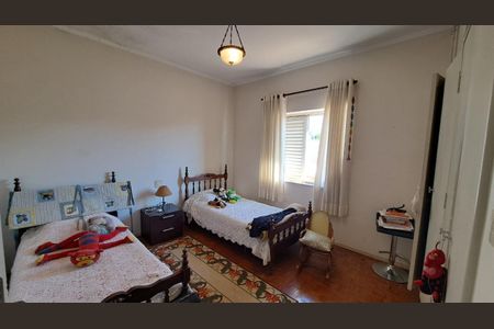 Casa à venda com 186m², 3 quartos e 2 vagas