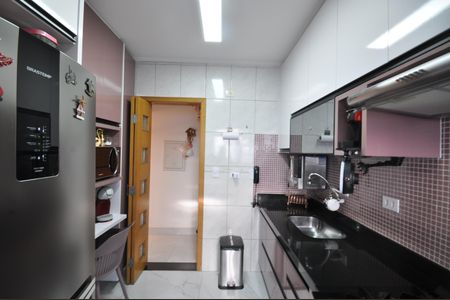 Apartamento à venda com 58m², 2 quartos e 1 vagaCozinha