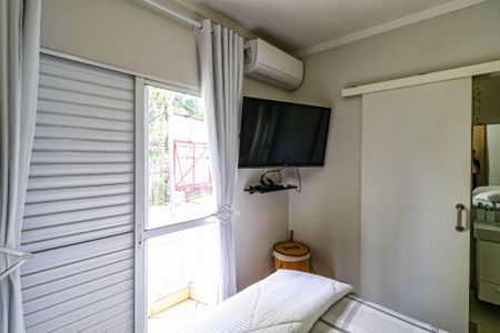 Casa à venda com 64m², 2 quartos e 2 vagasSuite 01